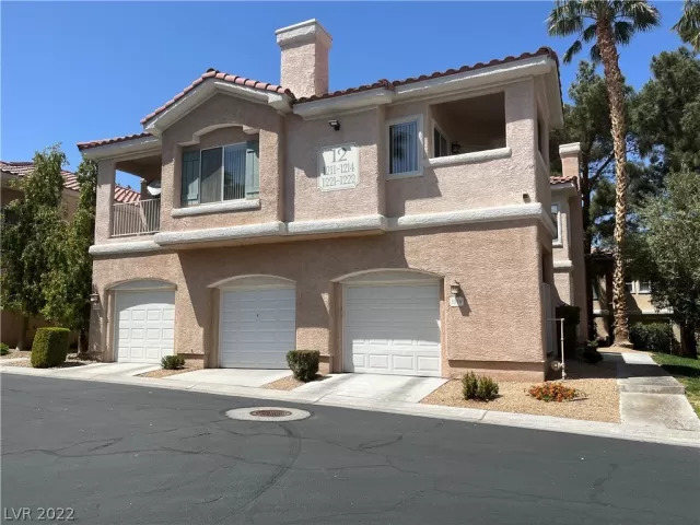 MLS: 2387295 Condo For Sale