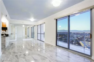 Photo #2: 2387297 Listing