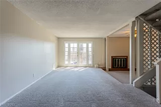 Photo #2: 2387299 Listing 