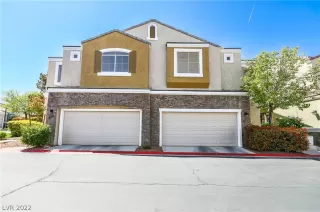 Photo #2: 2387313 Listing