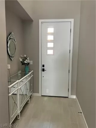 Photo #3: 2387330 Listing