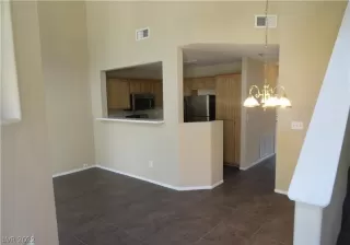 Photo #3: 2387339 Listing 