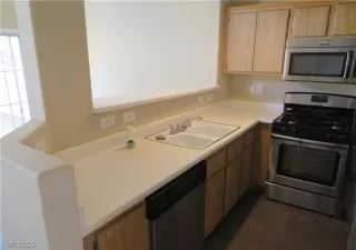 Photo #6: 2387339 Listing 