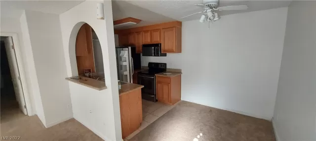 MLS: 2387367 Condo For Sale