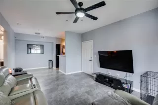 Photo #5: 2387385 Listing