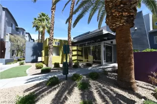 Photo #1: 2387413 Listing