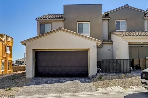 MLS: 2387456 Condo For Sale