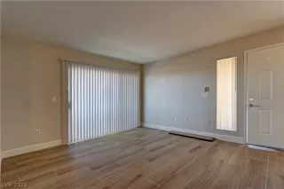 Photo #3: 2387466 Listing 