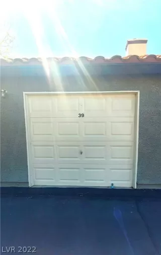 Photo #1: 2387561 Listing