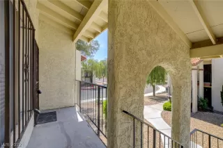 Photo #3: 2387580 Listing 