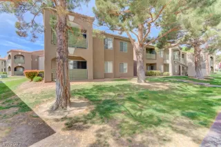 Photo #2: 2387582 Listing