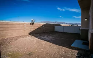 Photo #3: 2387583 Listing 