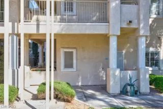 Photo #2: 2387631 Listing