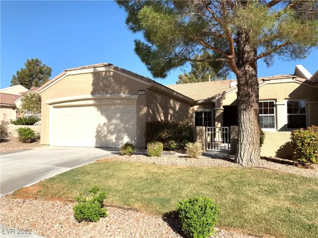 MLS: 2387659 Condo For Sale