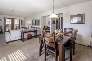 Photo #2: 2387661 Listing