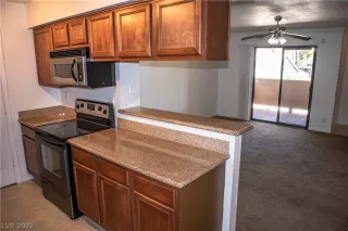 Photo #4: 2387696 Listing 