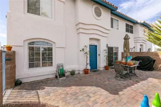 Photo #4: 2387736 Listing 