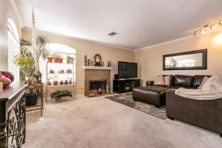 Photo #6: 2387736 Listing 