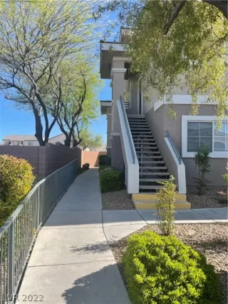 Photo #1: 2387744 Listing 