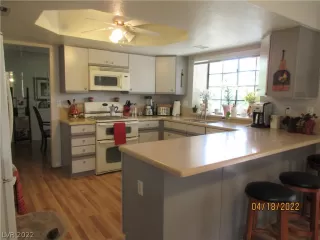 Photo #1: 2387781 Listing 