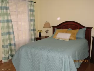 Photo #4: 2387781 Listing 