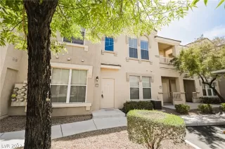 Photo #2: 2387786 Listing