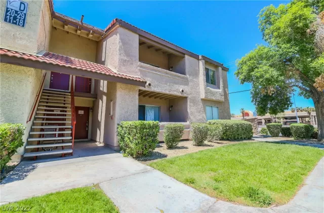 MLS: 2387824 Condo For Sale