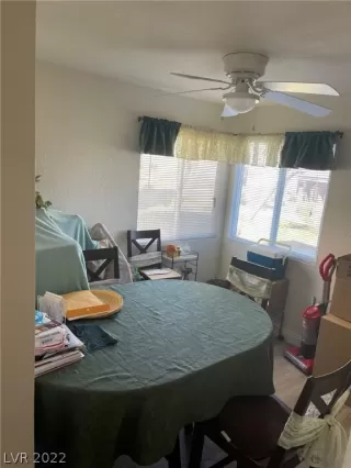 Photo #6: 2387833 Listing