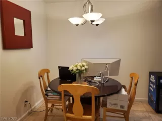 Photo #4: 2387869 Listing 