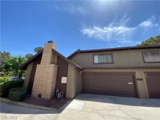 Photo #3: 2387871 Listing 