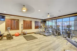 Photo #4: 2387891 Listing 