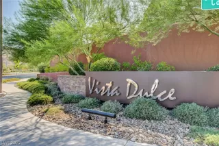 Photo #5: 2387891 Listing 