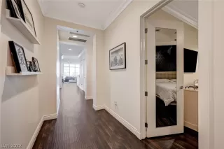 Photo #1: 2387894 Listing