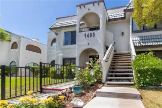 Photo #1: 2387909 Listing