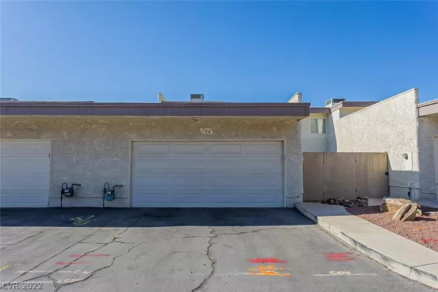 MLS: 2387934 Condo For Sale