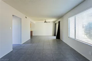 Photo #4: 2387934 Listing 