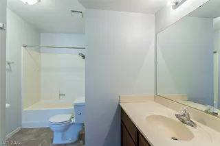 Photo #5: 2387934 Listing 