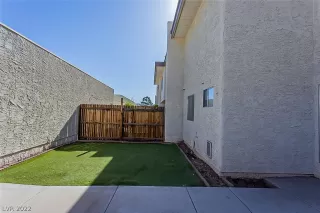 Photo #6: 2387934 Listing 