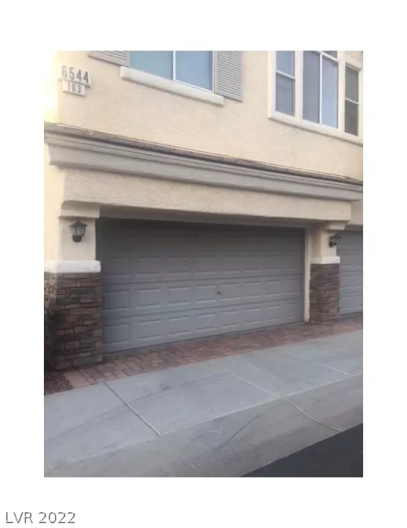 MLS: 2388015 Condo For Sale