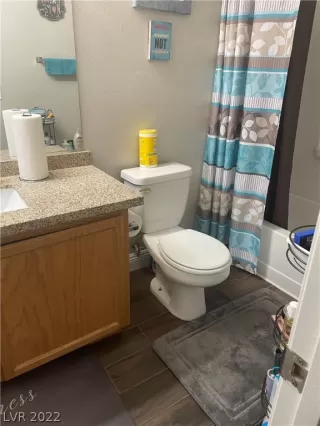 Photo #5: 2388015 Listing