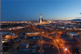 Photo #1: 2388030 Listing 