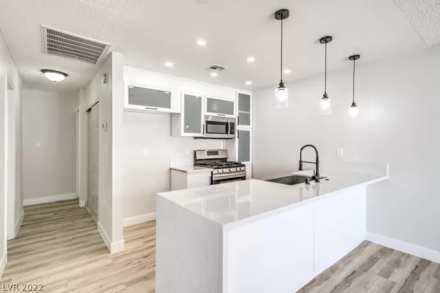 MLS: 2388081 Condo For Sale