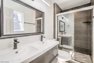 Photo #3: 2388081 Listing 