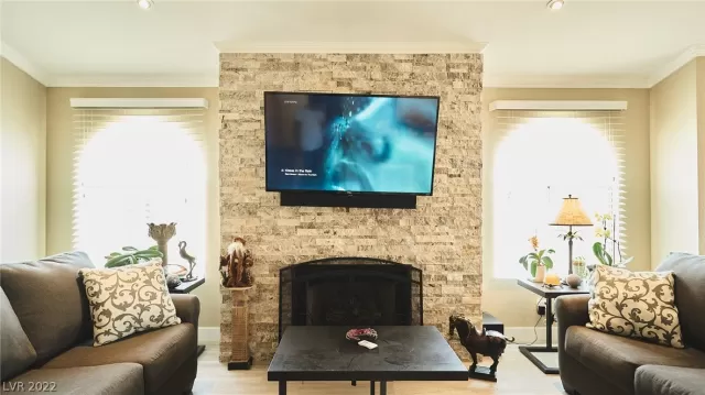 MLS: 2388100 Condo For Sale