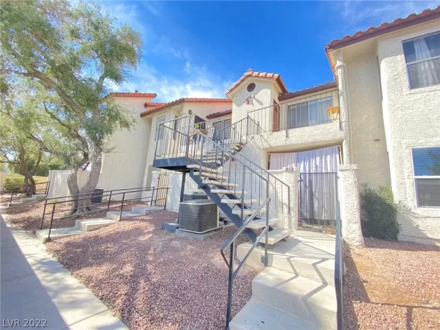 MLS: 2388116 Condo For Sale