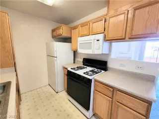 Photo #1: 2388127 Listing