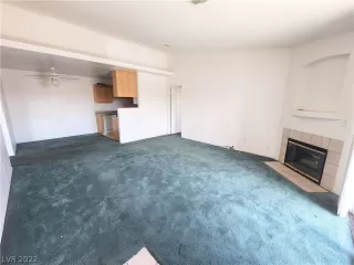 Photo #6: 2388127 Listing