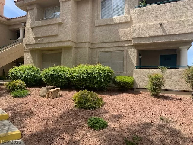 MLS: 2388141 Condo For Sale