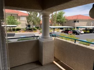 Photo #2: 2388141 Listing