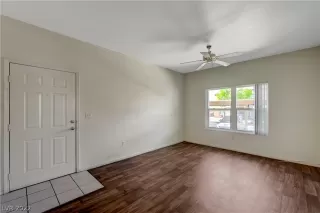 Photo #1: 2388144 Listing